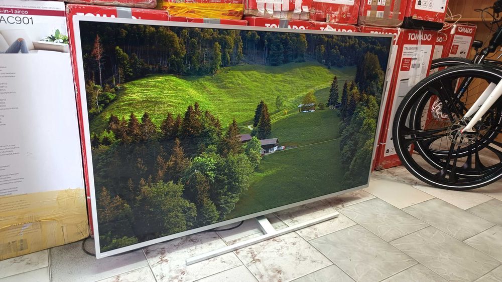 Android 58 инча Philips Ambilight 4K
