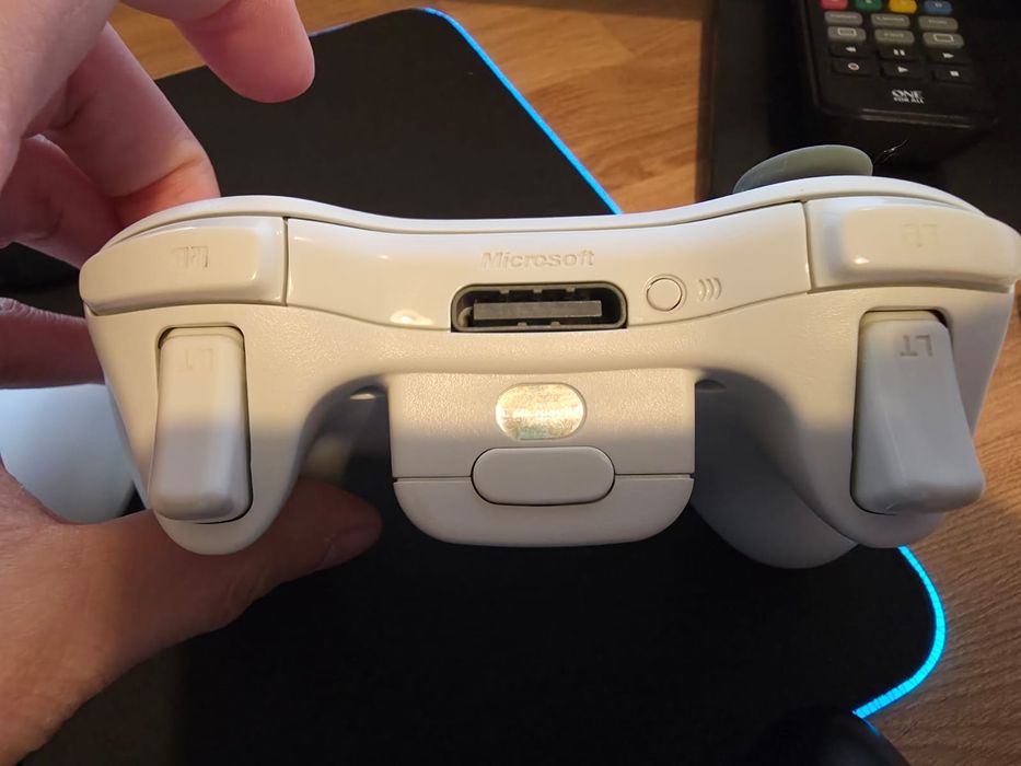 Xbox 360 controller wireless ((Microsoft)