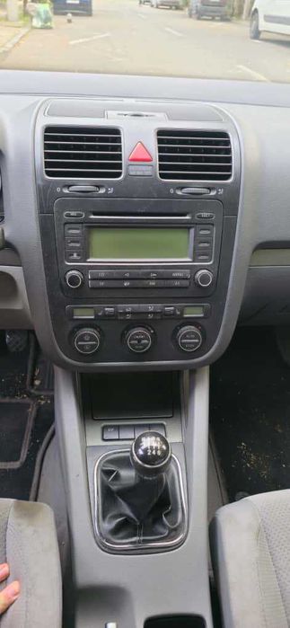 Golf 5 defect, cutie fisurata