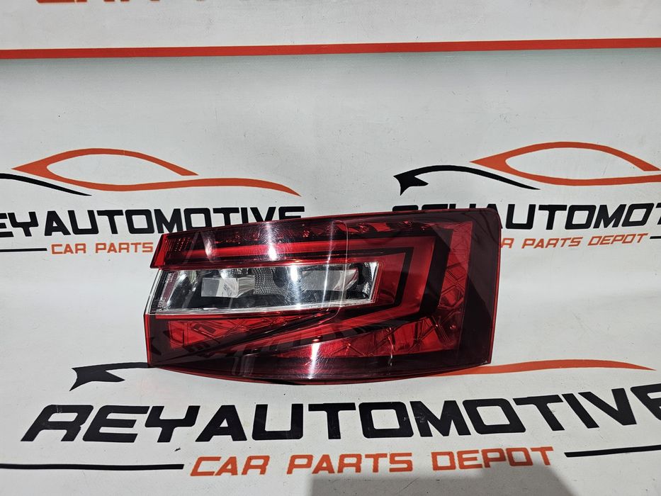 Stop dreapta Skoda Superb 3 Combi Estate Break