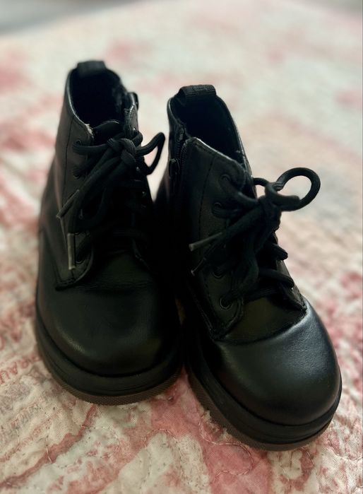 Ghete Zara marimea 22