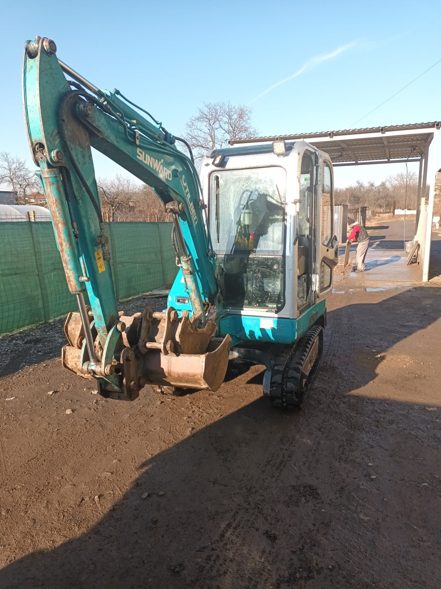 Mini excavator sunward swe 25b