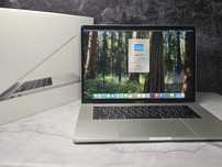 MacBook pro 2019 15dyum i9