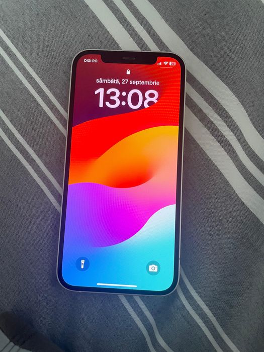 Iphone 12 de vanzare