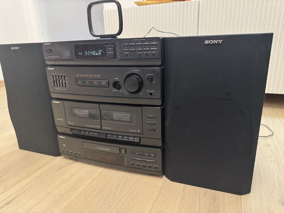 Стерео уредба Sony с тонколони