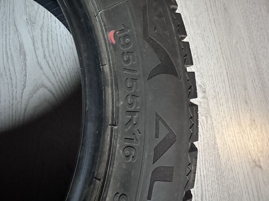 Anvelope Alpine de iarna ca noi 195/55/16
