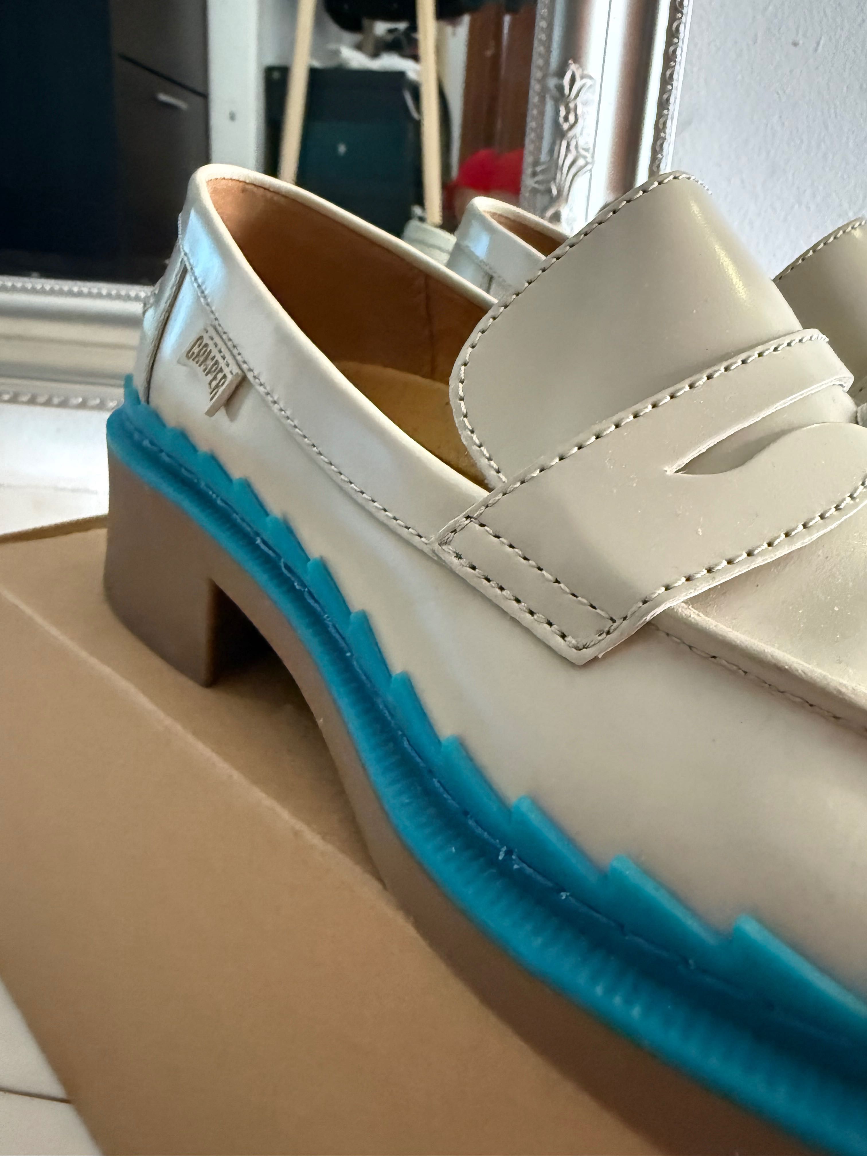 Дамска обувка Camper 39