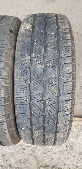 БУСОВИ ЗИМНИ-2023г.-16цола-215/60-1бр.-95лв."-като нови