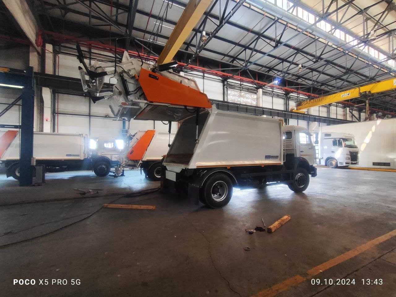 Мусоровоз Камаз 11м3 с манипулятором