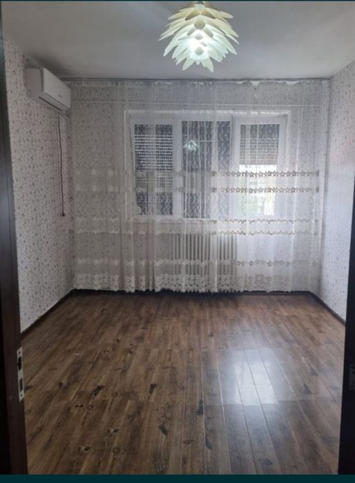 Vand camera camin (garsoniera)