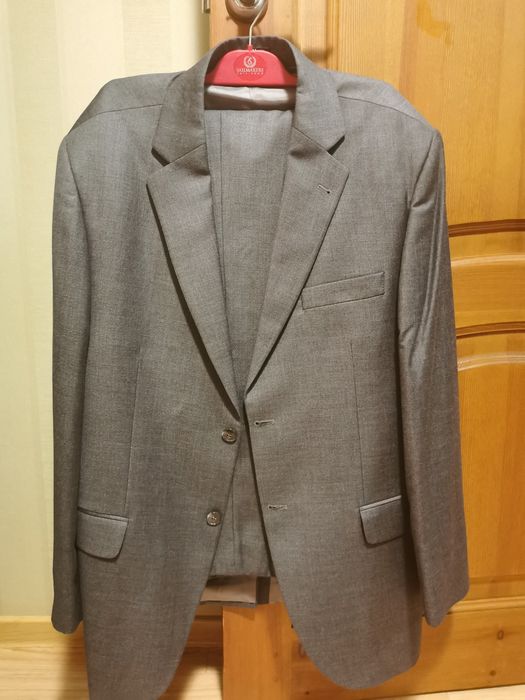 Мужской костюм 54 размера