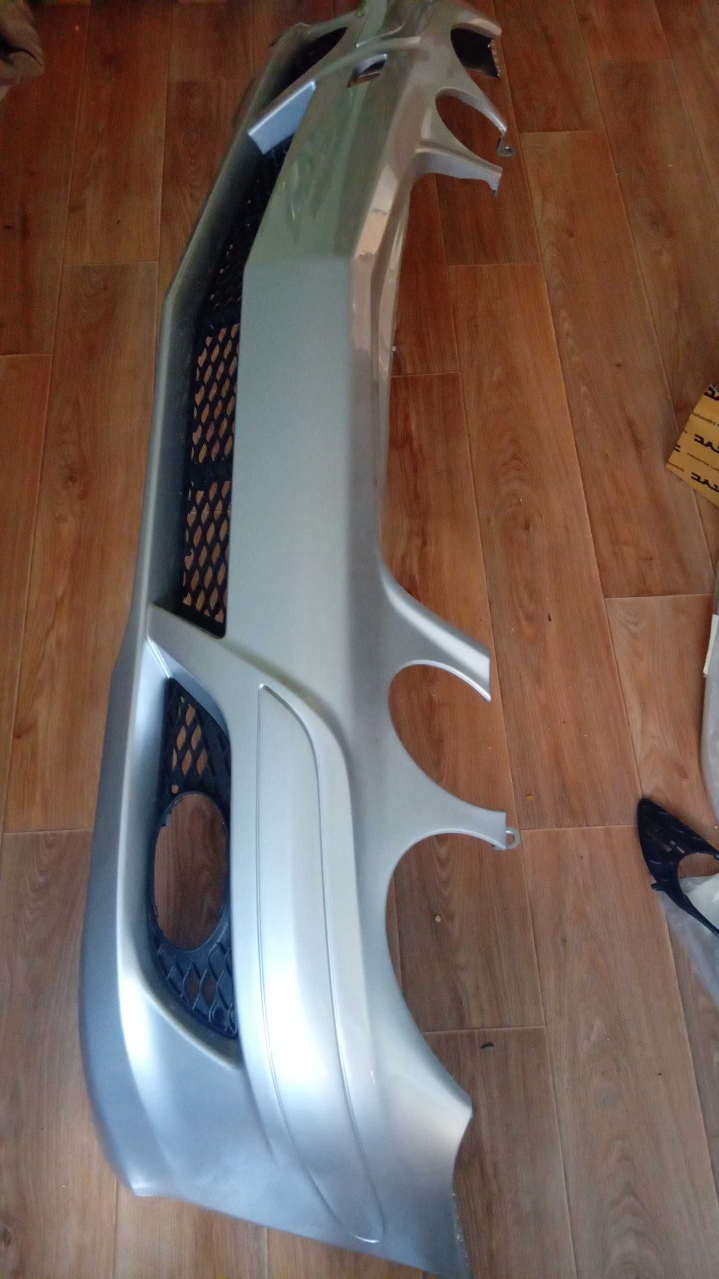 Предна Facelift броня за w211