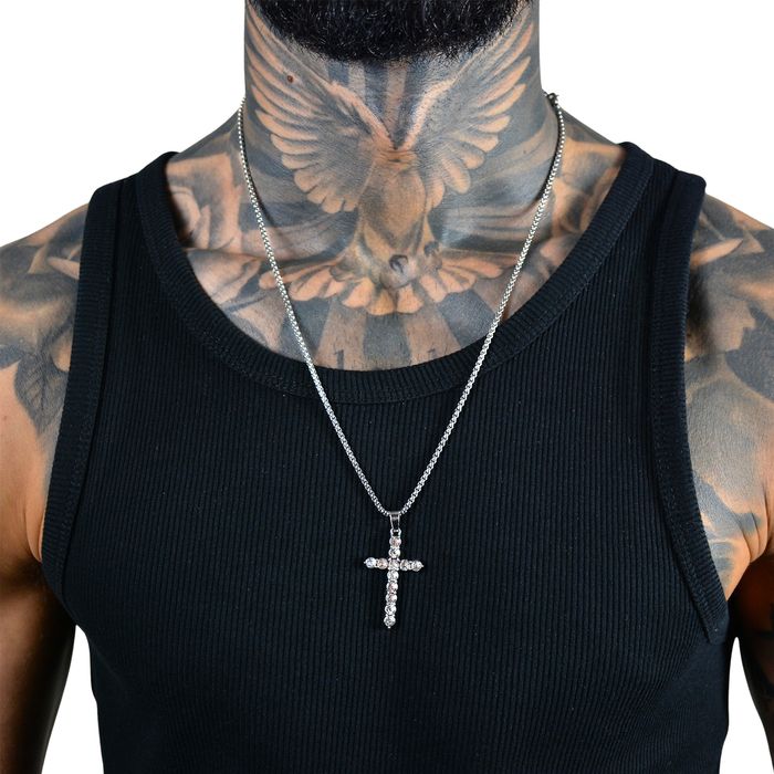 Lant argintiu cu pandantiv cruce iced out