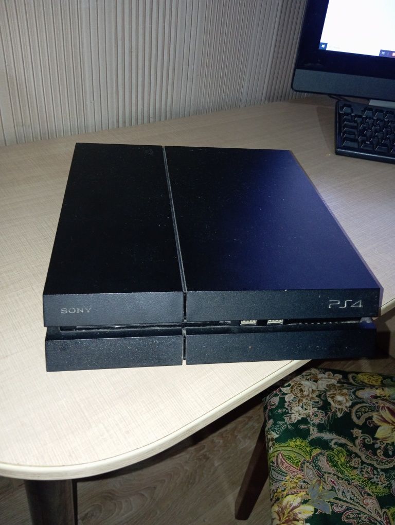 Playstation 4 fat 1000gb