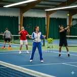 Grupă nouă de tenis pentru adulți – începători