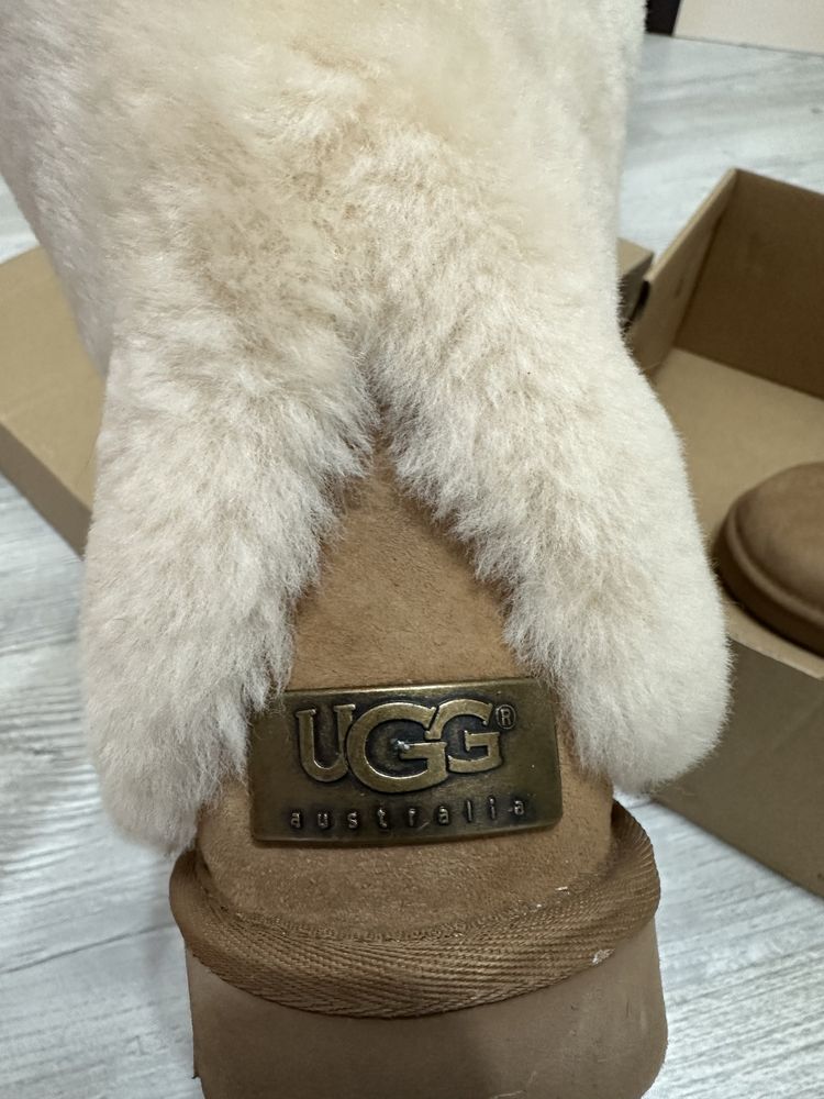 Ugg cizme , in state excelneta