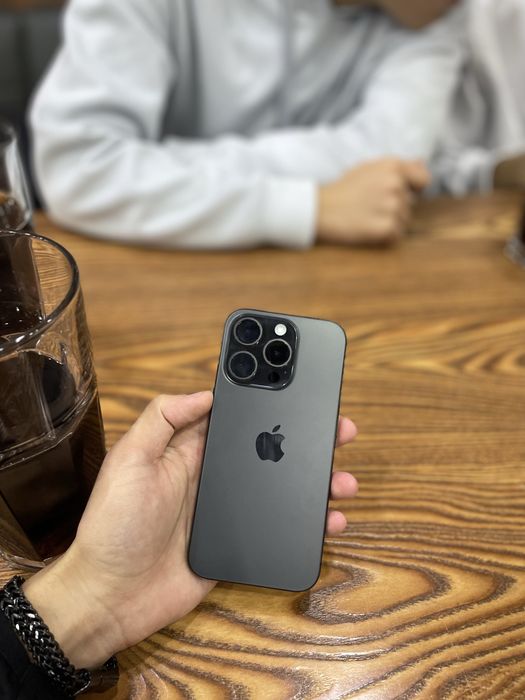 Айфон 15 про 256гб сим