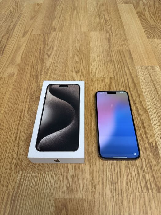 Продам iPhone 15 Pro Max 256 Gb Natural Titanium в отоичном состоянии