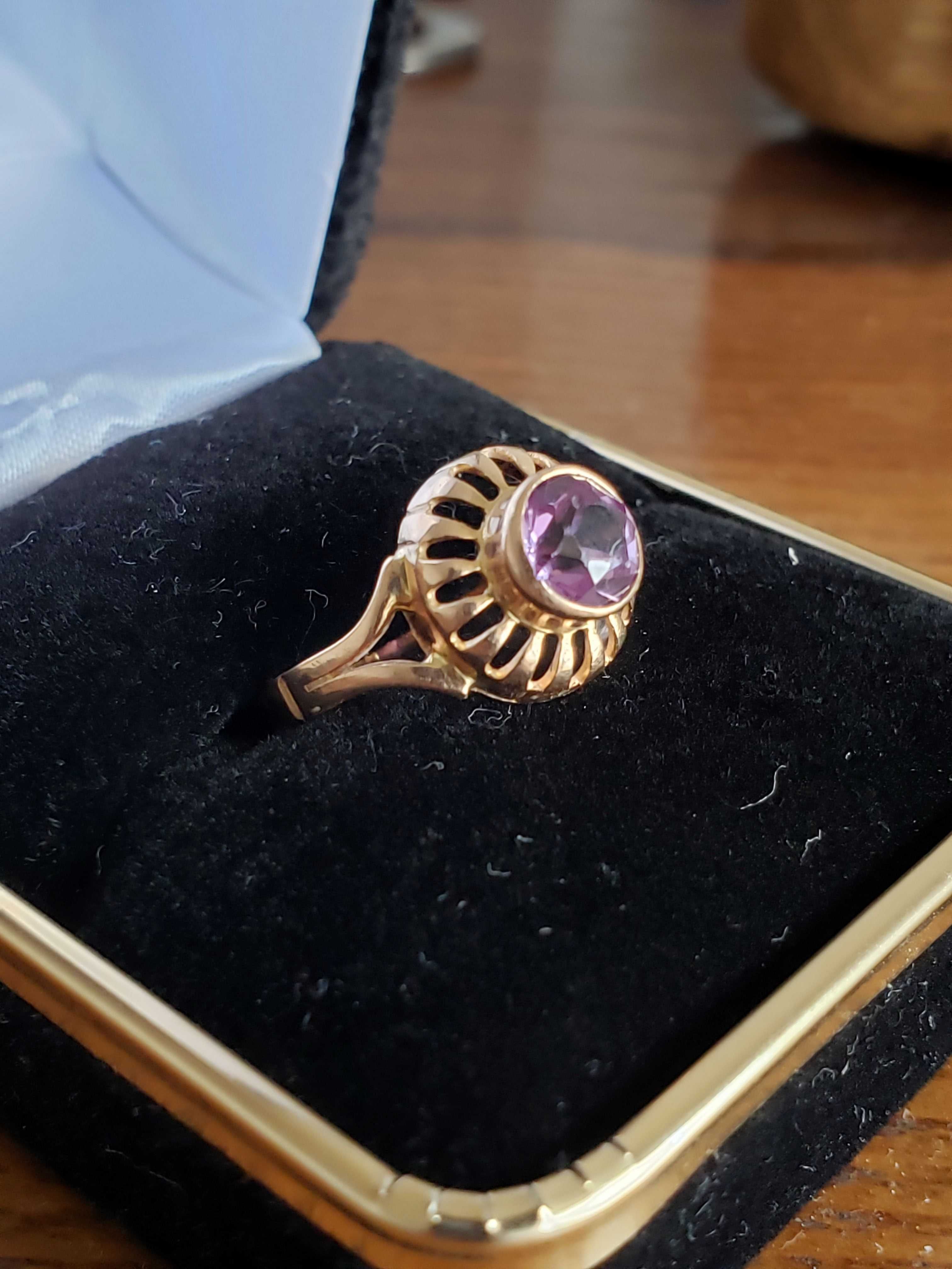 Златен руски/ съветски пръстен с Александрит, 14к