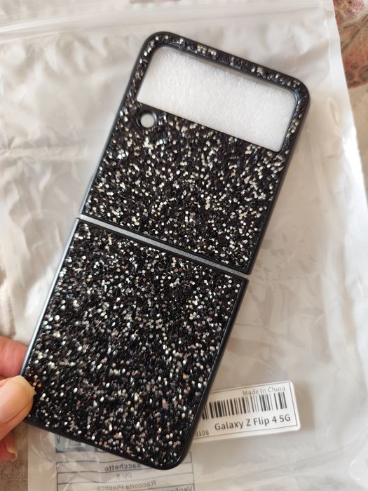 Кейсове за Samsung Galaxy Z Flip 4