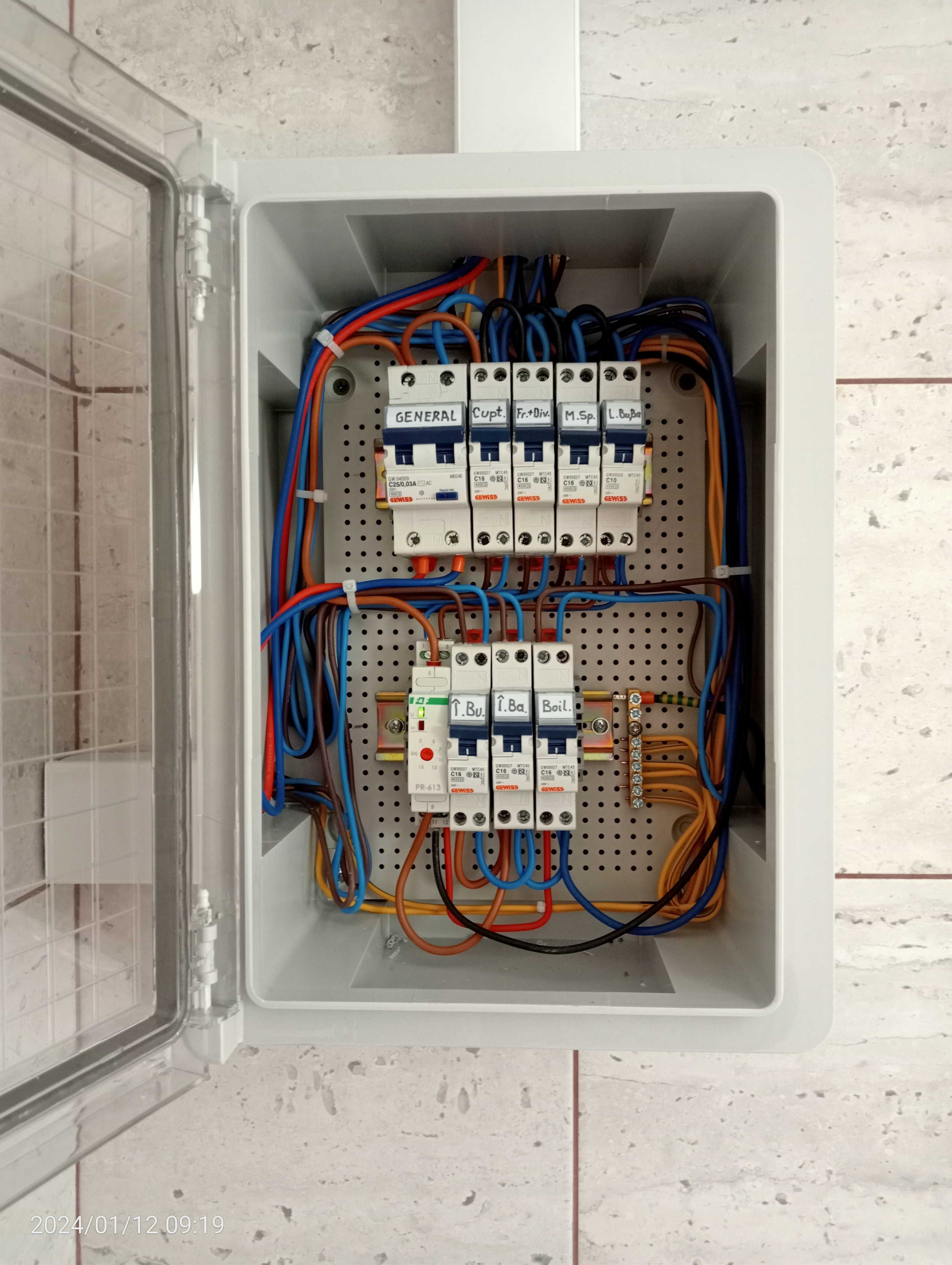 Electrician, casa inteligenta, automatizare porti