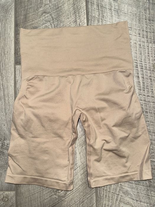 Дрехи, спортни комплектчета