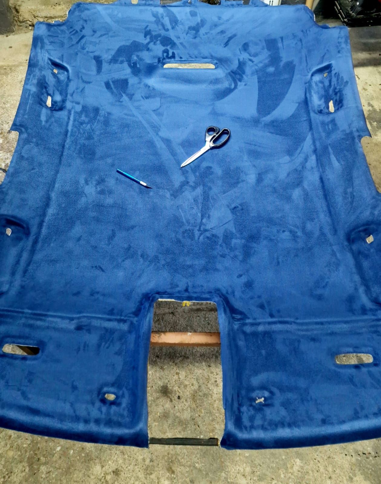 Retapitare Plafon Auto și Vopsire Plastice