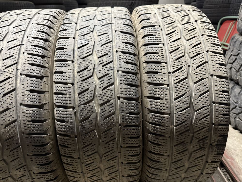 Hankook 235/65/16c