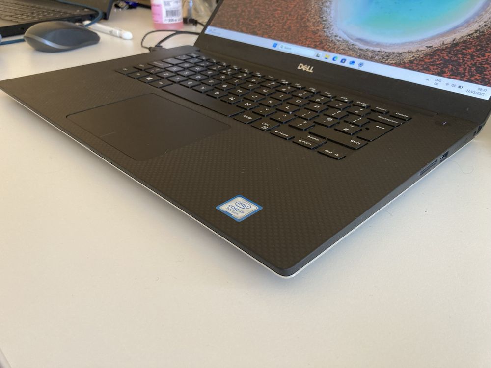 Dell Precision 5540 15.6" / 512GB SSD / i7 / 32GB RAM / NVIDIA T2000
