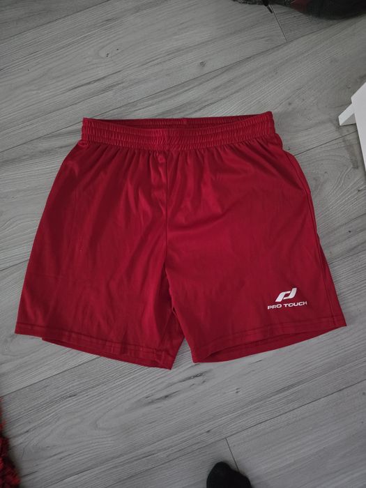 Pantaloni scurti!