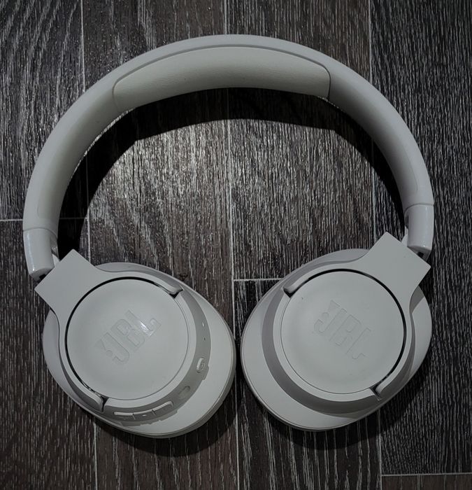 Наушники JBL белые