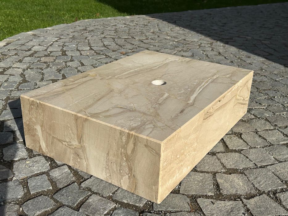 Blat chiuveta din marmura, asamblat bizotat