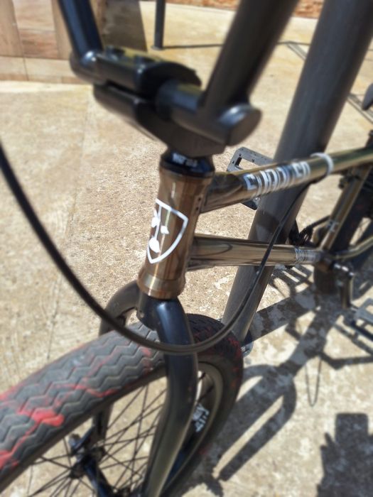 Bicicleta bmx Subrosa Salvador Freecoaster (21" - Gloss Translucent Bl