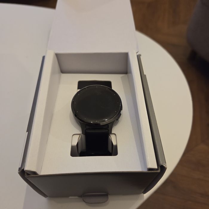Продавам часовник Garmin Venu 3S
