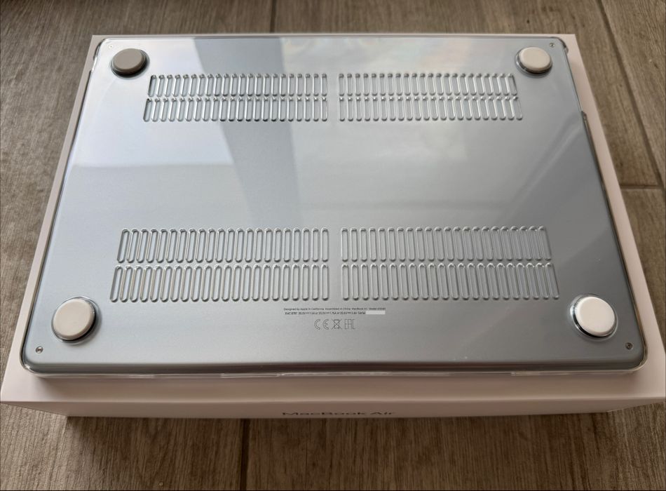 Apple MacBook Air 13” M4 , 512 GB , 16 GB Ram, 10 CPU 10 GPU , Skyblue