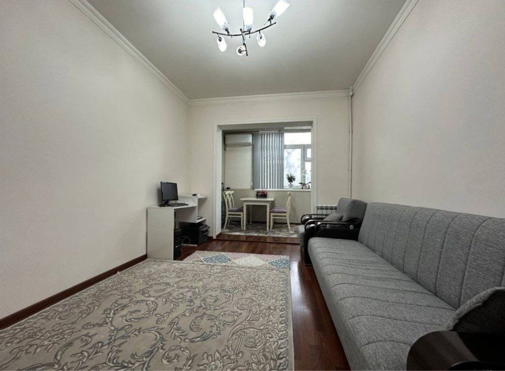Чилонзор Фарходский 2*3 ком 2 этаж 5 этажка все ест фото реално