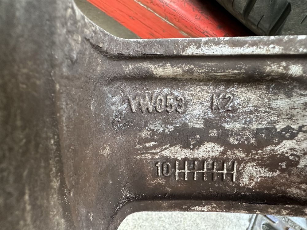 джанти VW  15 цола 5x100 с летни гуми 185/60/15 ЕТ 40