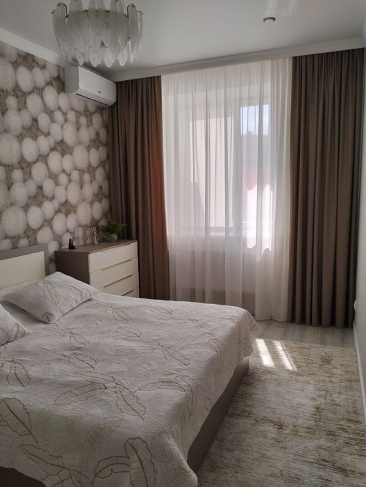 Продам шторы в хорошем состоянии