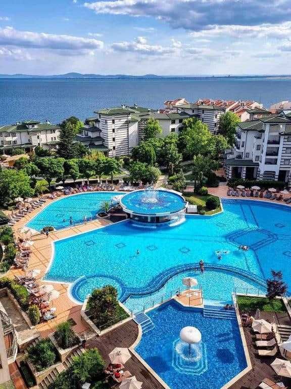 Продава се Едностаен апартамент в с. Равда, Област Бургас - 42 кв.м за 1072 €/кв.м - Снимка #1