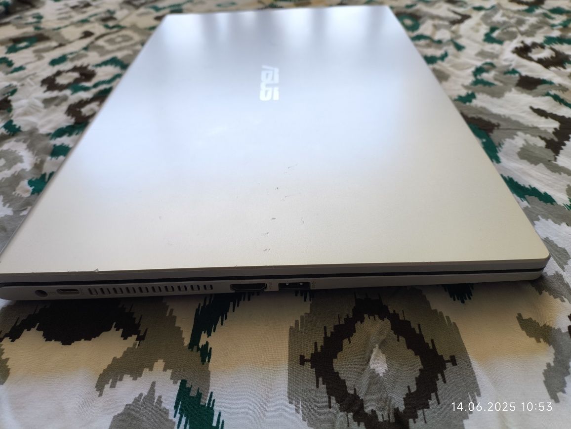 Ноутбук ASUS X515MA