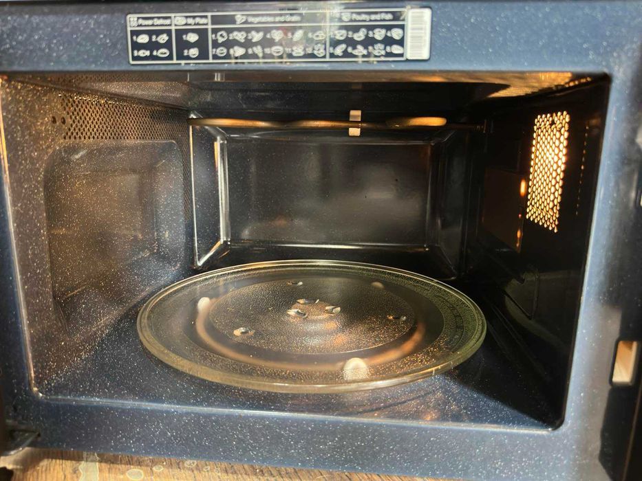 Микровълнова фурна Samsung MG23F301TAK , 23 Литри, 800 W