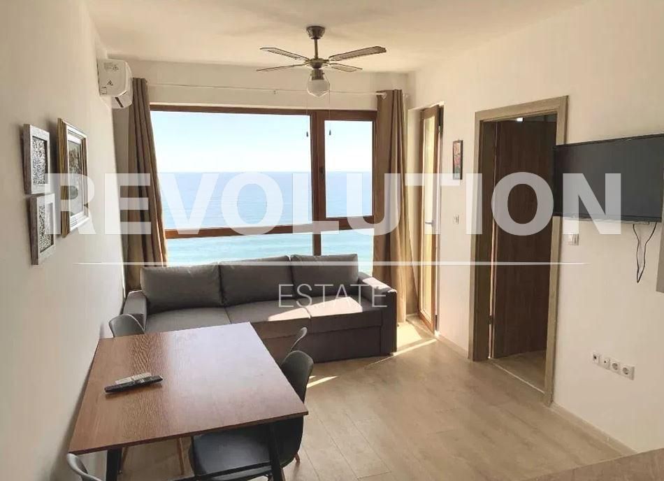 Двустаен апартамент в района на м-т Ален Мак!