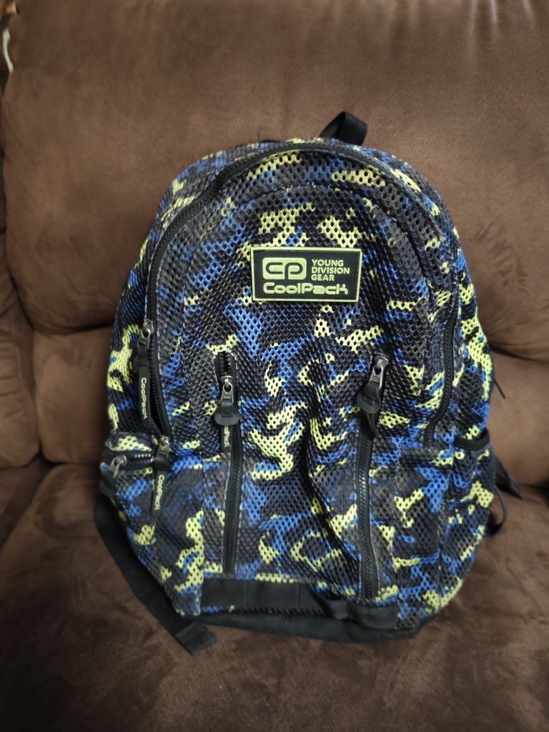 Раница CoolPack + несесер в комплект