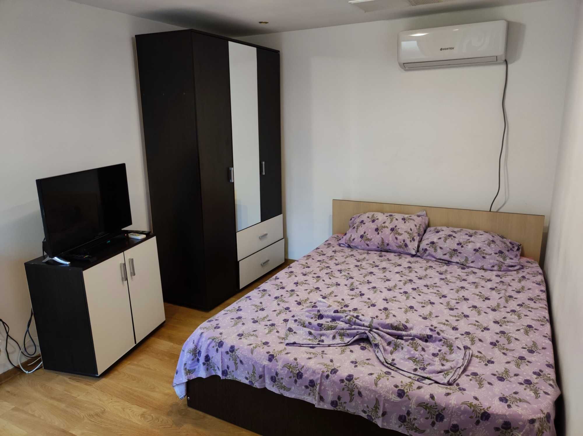 Cazare litoral 2025-statiunea Mamaia--zona City Mall-Delfinariu