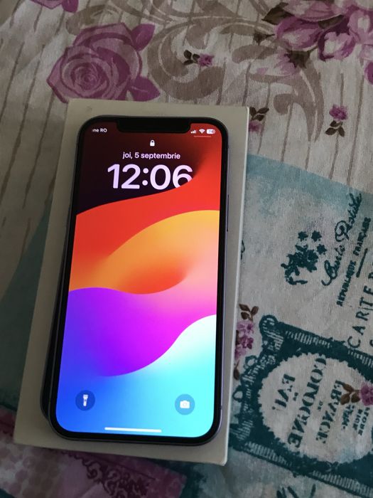 Iphone 12 64bg mov