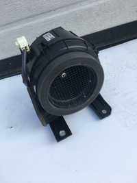 Ventilator Baterie TOYOTA YARIS HYBRID AN 2013-2019 G9230-52010-A