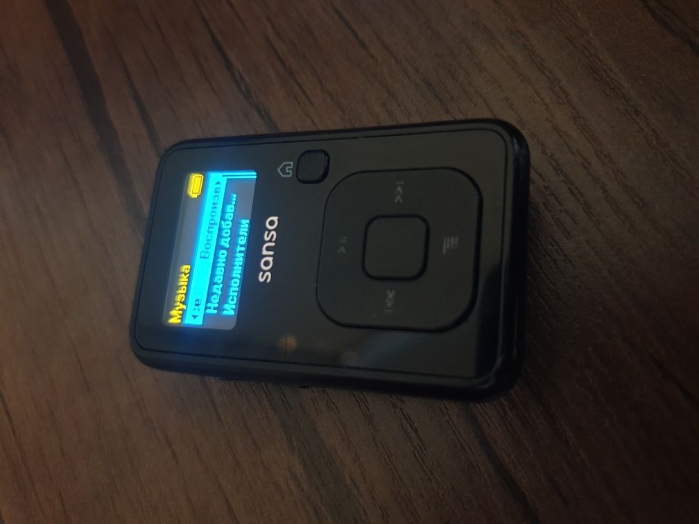 MP3-плеер SanDisk Sansa Clip+