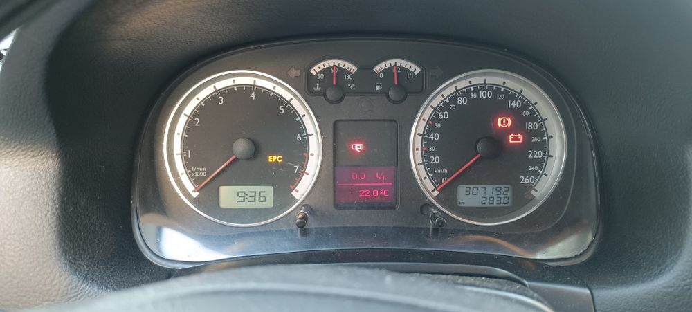 Golf 4 1.6 16 v gpl an 2001 euro 4