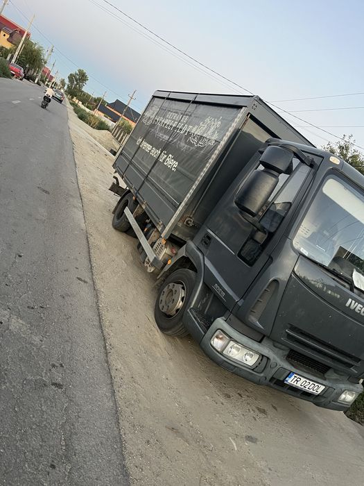 Vand sau schimb cu duba de 3,5t…. iveco eurocargo 818
