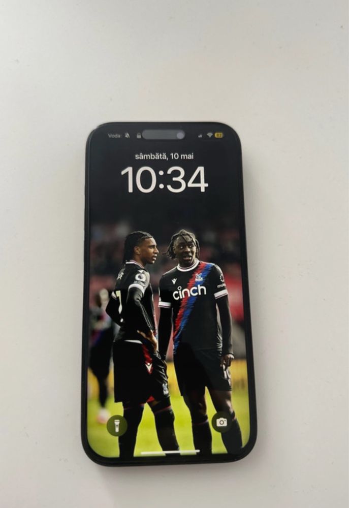 Iphone 15 pro in stare buna